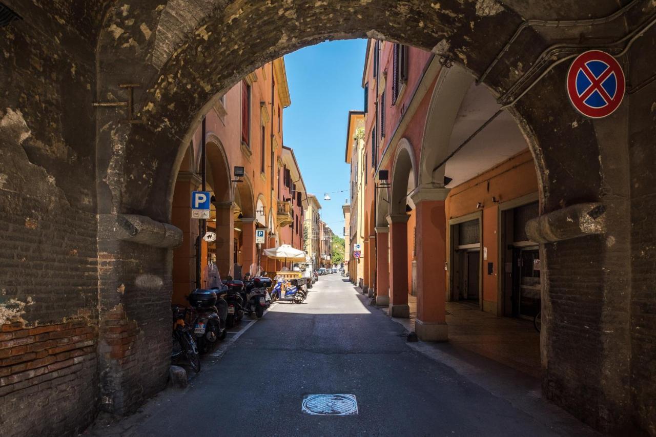 A Pochi Passi Dalla Finestrella Di Via Piella By Wonderful Italy Leilighet Bologna Eksteriør bilde